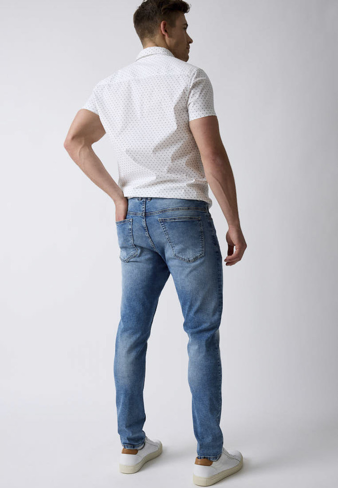 Tapered Low Waist Jeans