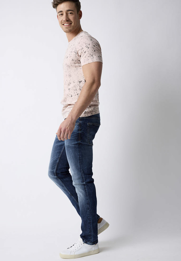 Slim Regular Waist Jeans