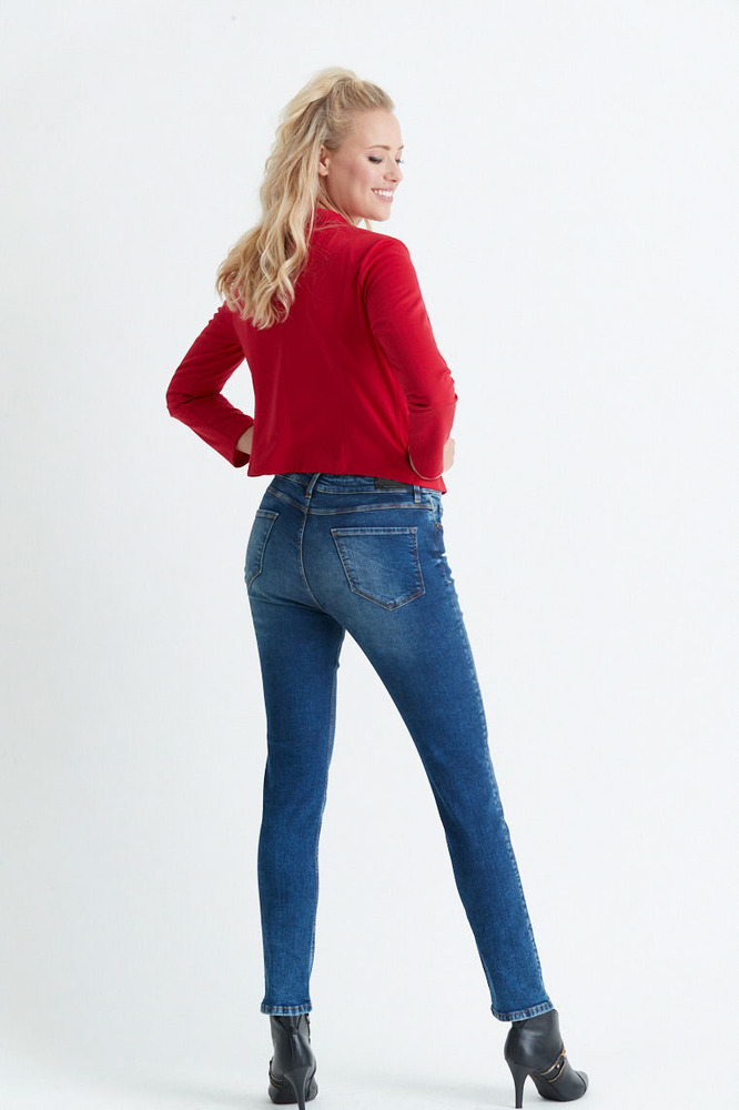 Slim Regular Waist Jeans