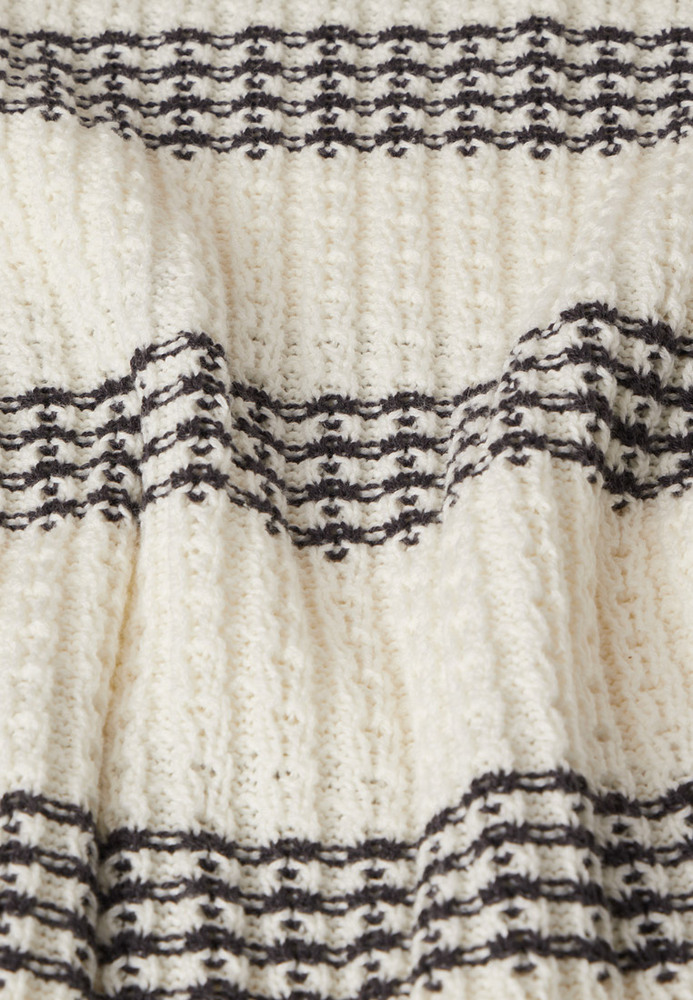 Strickpullover mit Streifen